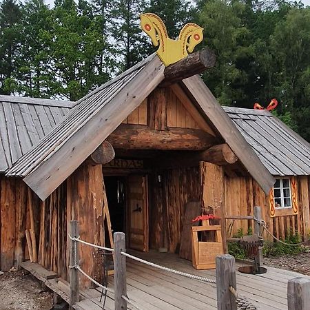 Bed and Breakfast Vittfarnas Hird Vikingaby Sosdala Экстерьер фото