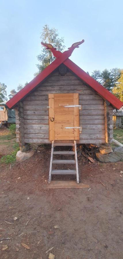 Bed and Breakfast Vittfarnas Hird Vikingaby Sosdala Экстерьер фото