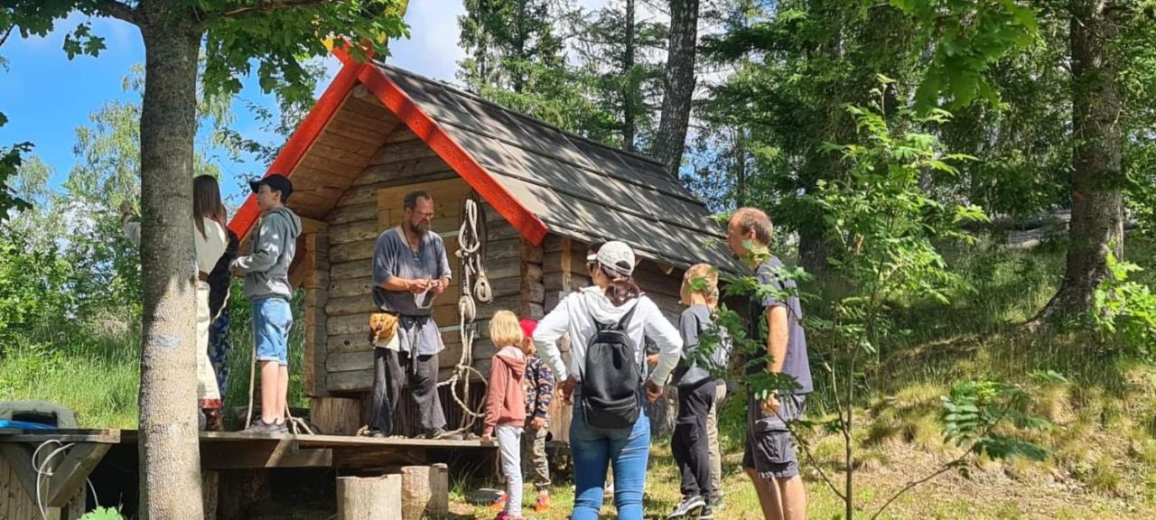 Bed and Breakfast Vittfarnas Hird Vikingaby Sosdala Экстерьер фото